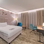 Focus Premium 4* Varsovia