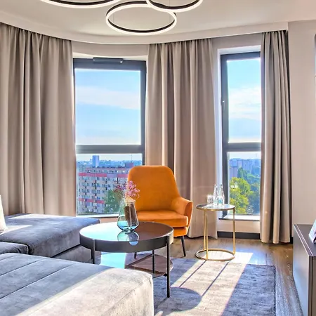 Focus Premium 4* Varsovia