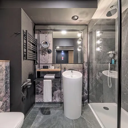 Otel Focus Premium Varşova
