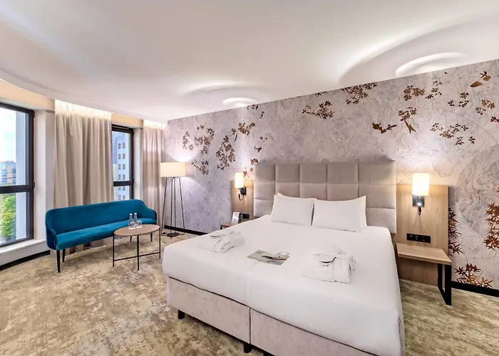 Ξενοδοχείο Focus Premium 4*