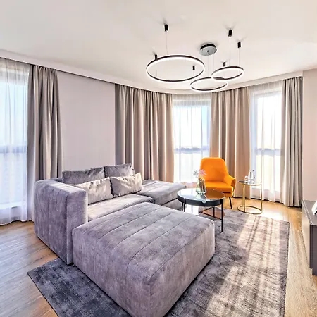 Focus Premium מלון ורשה