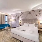 Отель Focus Premium 4*