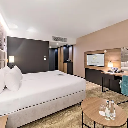 Focus Premium 4* Warsaw